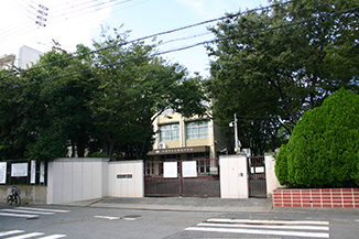 武庫東中学校